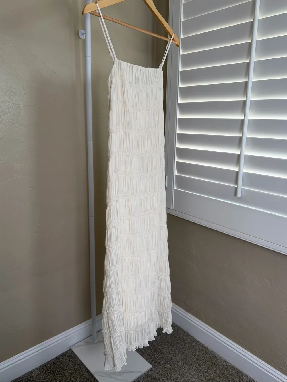 Commense Smocked Apricot Cream Tie Back Maxi Dress XS NWT